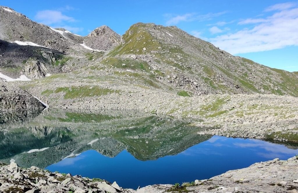 trekking